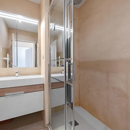 L Elegance Toulousaine Avec Garage Apartamento