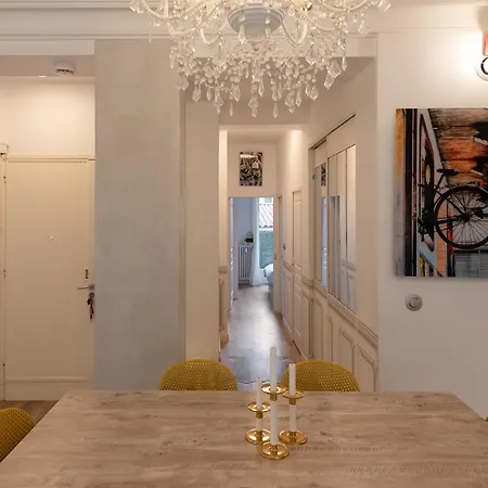 Lägenhet L Elegance Toulousaine Avec Garage *